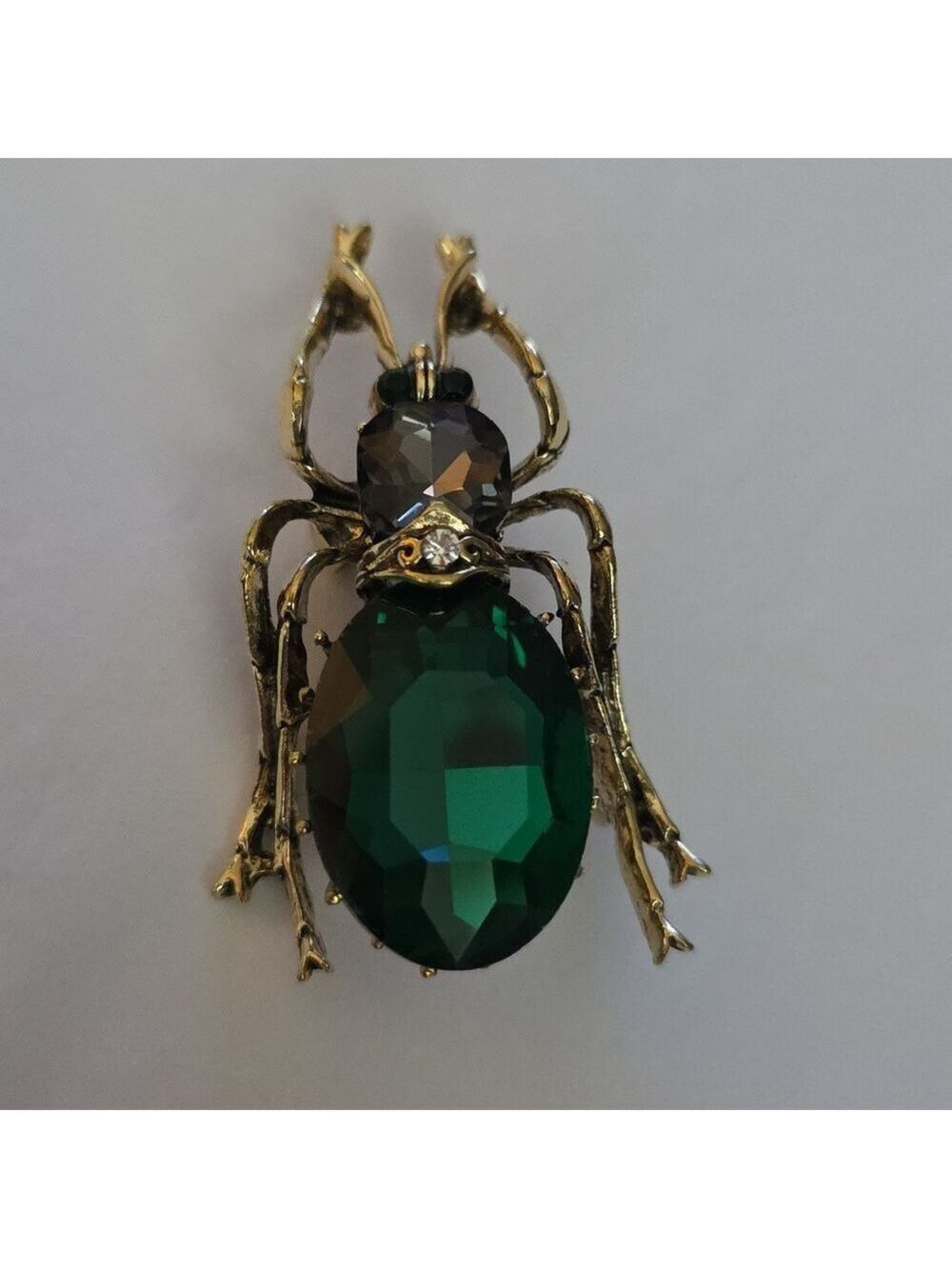 Beetle Bug Brooch Just Amazing Must have not for the Girly Girl Sim Emerald